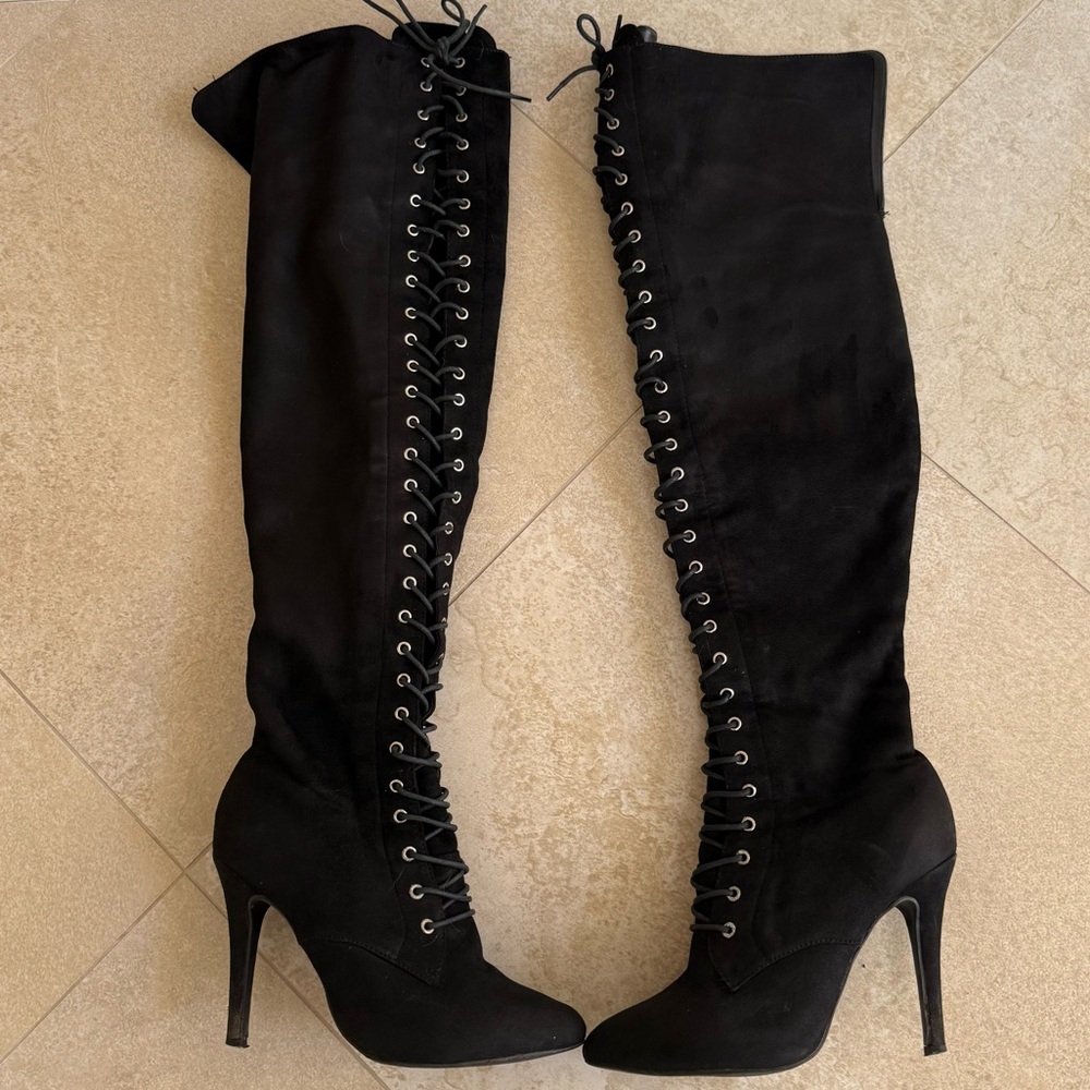 Steve Madden HOTT Lace-Up Knee-High Boots